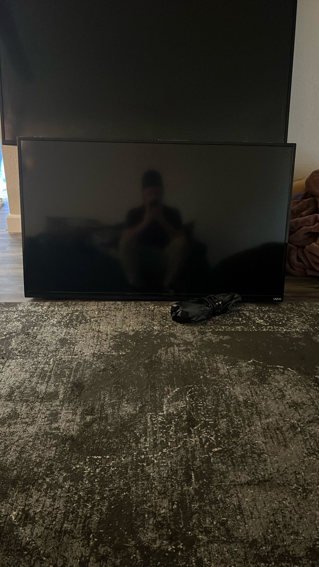 TV 42”