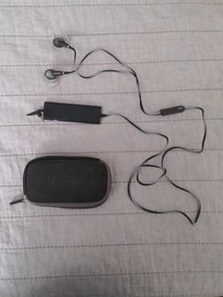 Bose Noise Cancelling Ear Buds Headphones