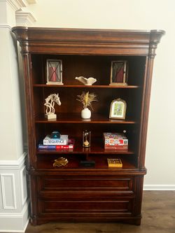 Solid Wood Cabinet Hutch