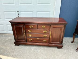 Wood dresser