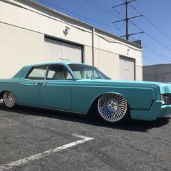 Air Suspension / Hydraulics / Lift / Lowering / Wheels / Tires / Stereo