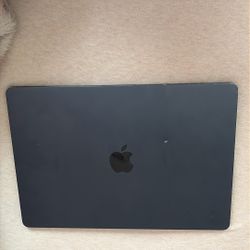 Apple MacBook Air M2 15” For Parts