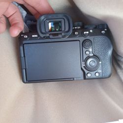 Sony A7 Iv Camrea