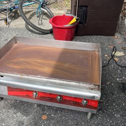 Flat Top Industrial Grill 