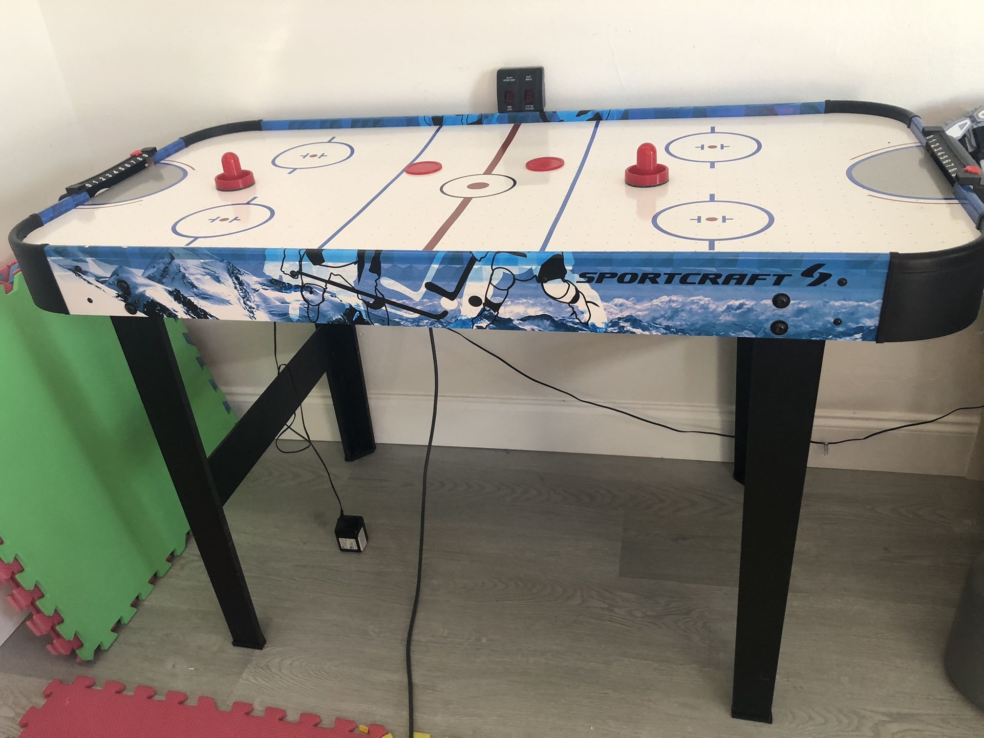 Hockey Table