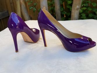 Coye Nokes New York Beautiful sexy stiletto peep toe pumps .Size 6.5