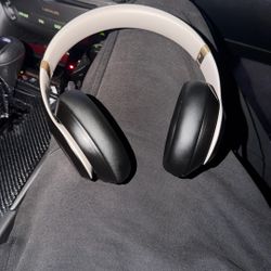 Beats Studio Pros 