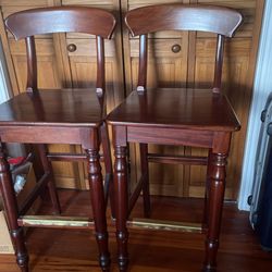 2 Bar Stools