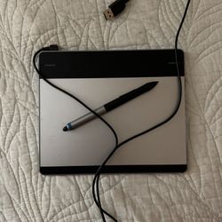 Wacom Tablet And pen 