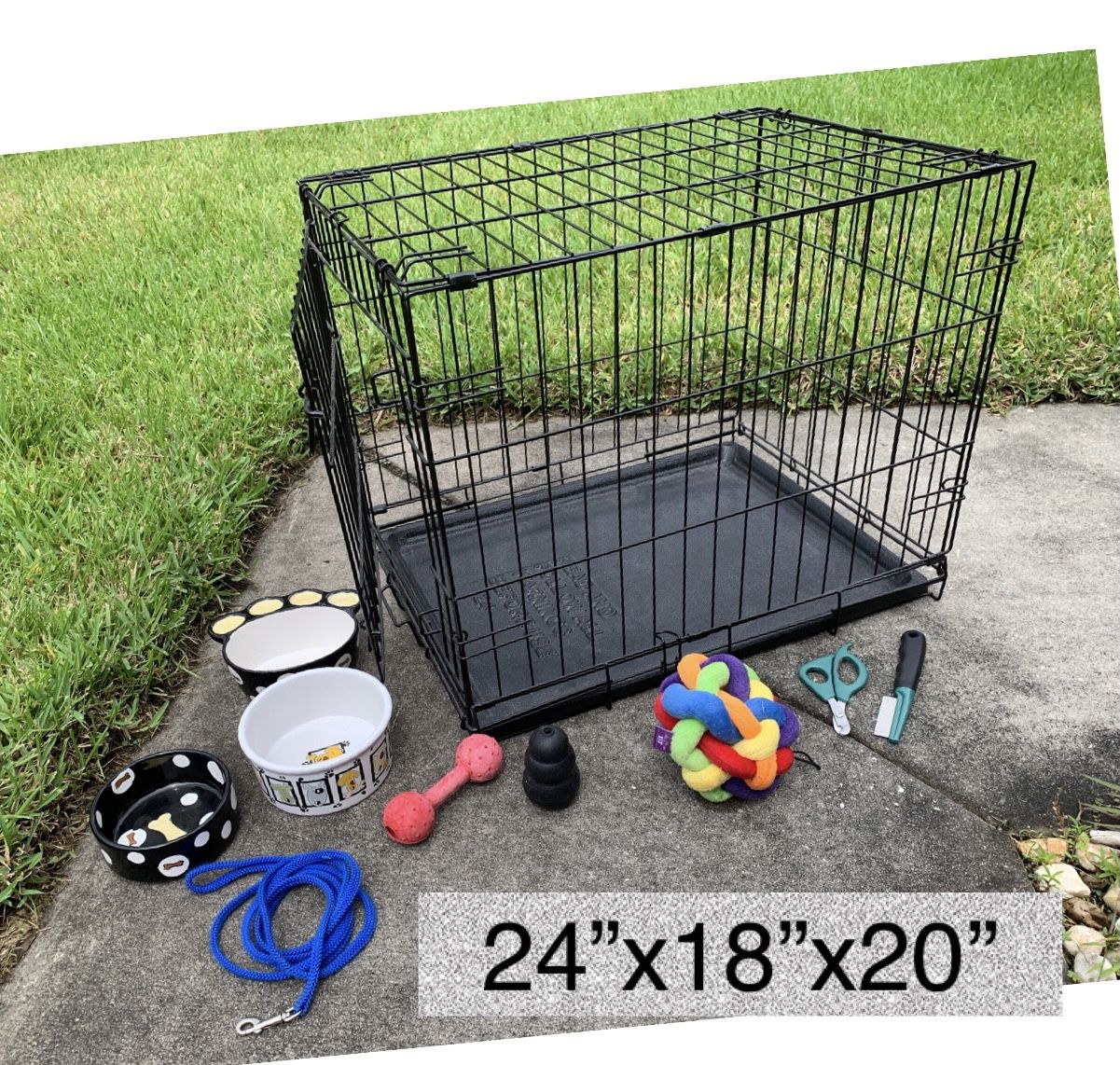 Small Dog Crate With Extras 