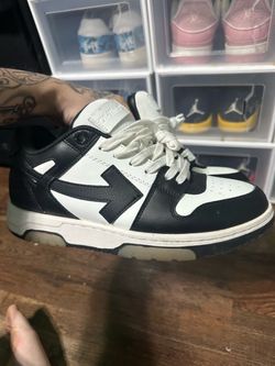 Off white out of office size 10 authentic
