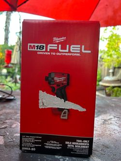 BRAND NEW,MILWAUKEE,M18 , FUEL.