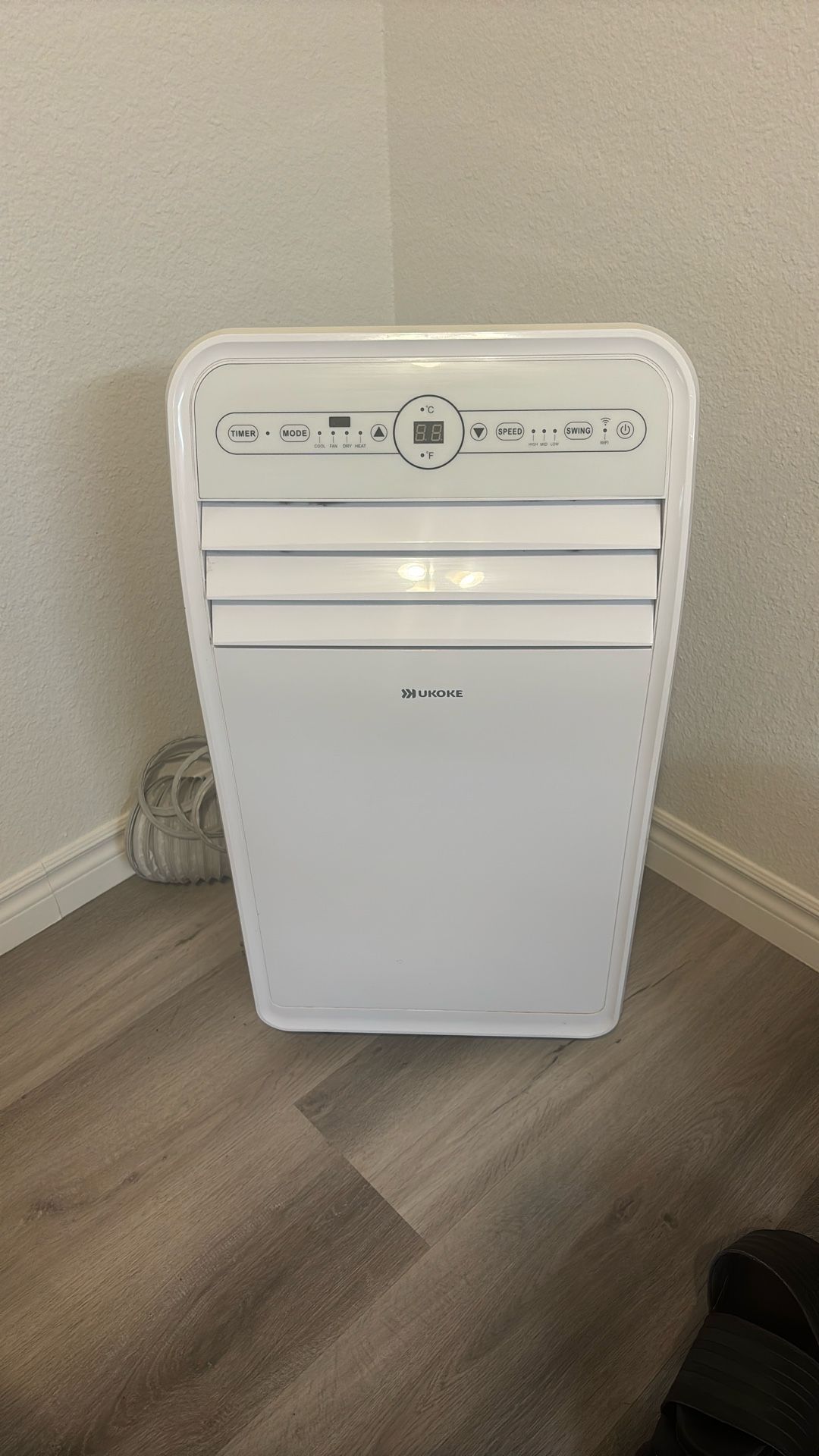 Portable (Smart/WiFi) AC/HEAT unit + Remote - Ukoke *GREAT*