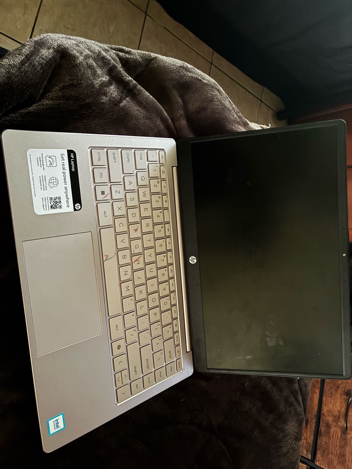 Rose gold hp laptop