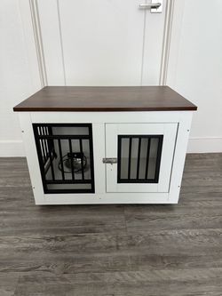 Brand new small dog or cat crate