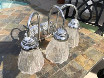 Vanity lamp
