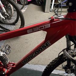 Mongoose E303 Dual Suspension 26 Inch Mountain Bike Used