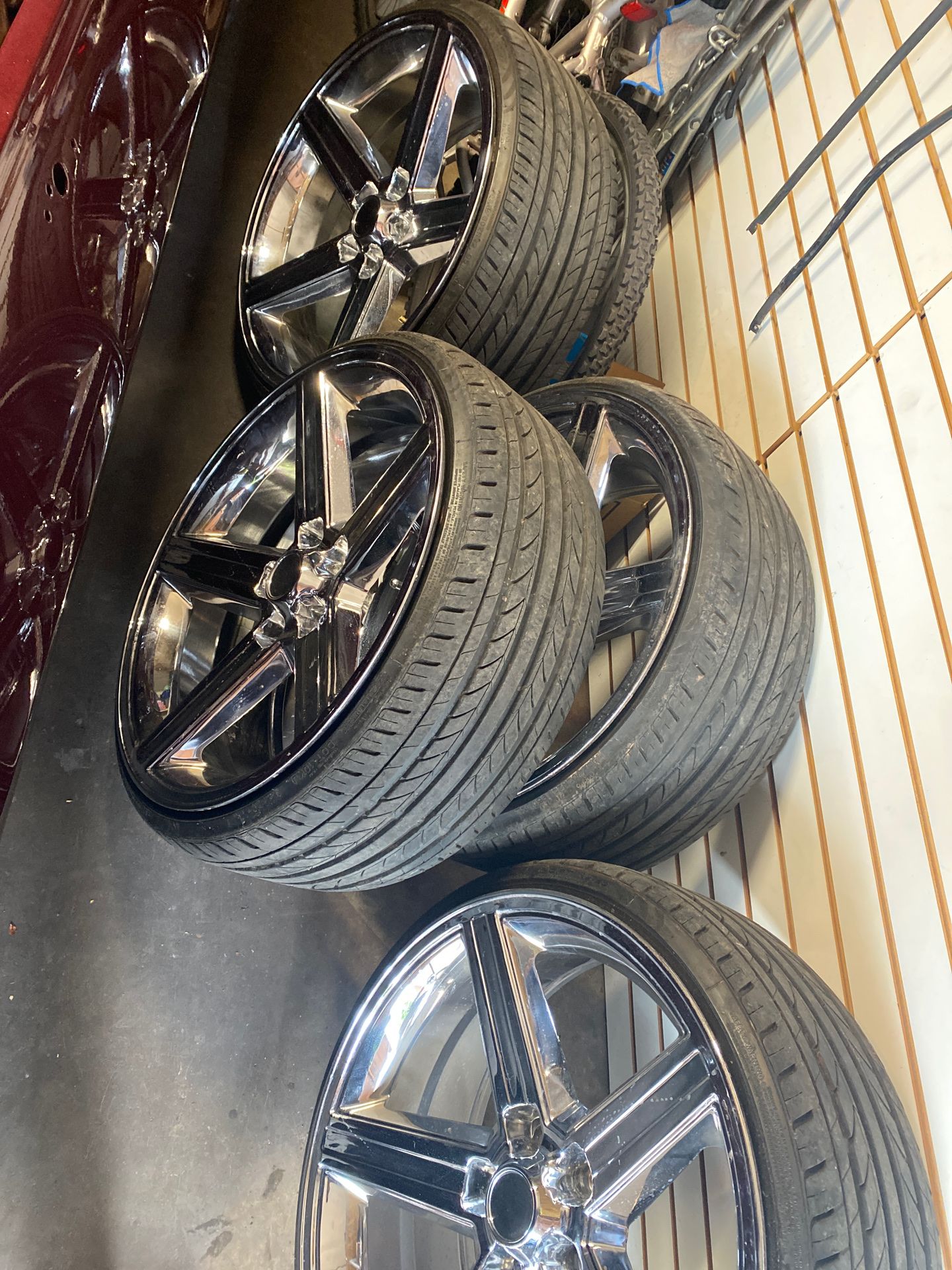 22 inch Chrome Iroc Rims with Tires for Sale in Lynwood, CA OfferUp