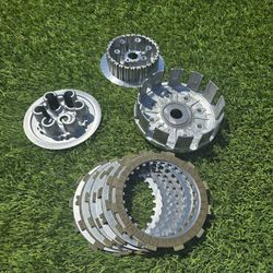 NOS CR250  New Complete Clutch Assembley. 1(contact info removed)