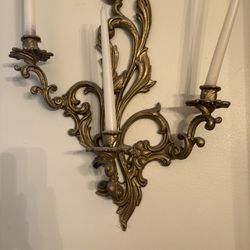Pair Of Brass Wall sconces (2)