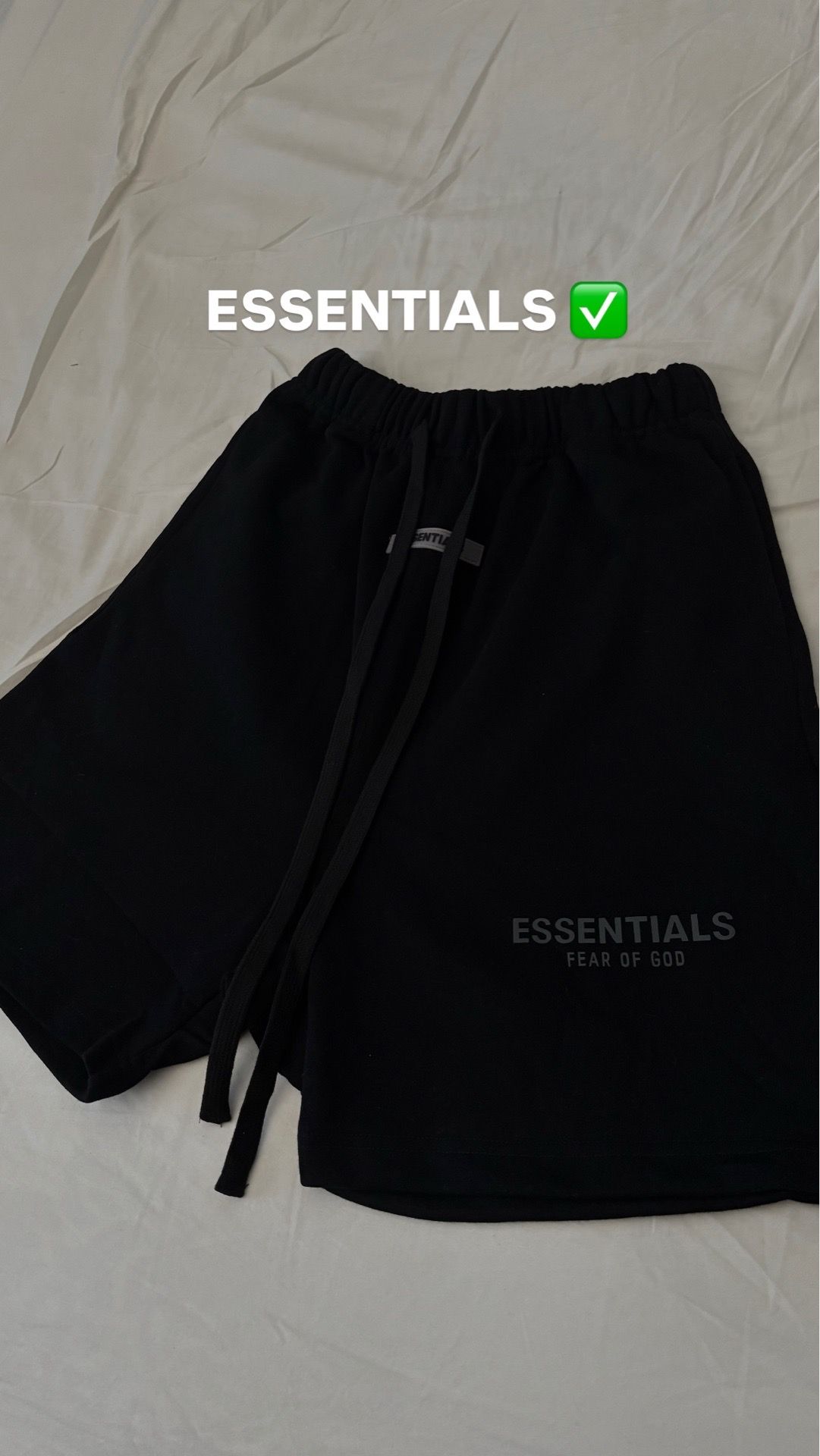 ESSENTIALS FEAR OF GOD SHORTS🌟