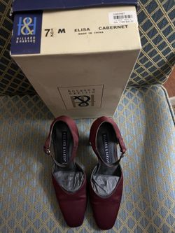 Hilliard And Hanson Satin Heels 7 1/2M