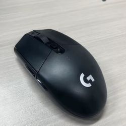 Logitech  G304 Wireless Gaming Mouse