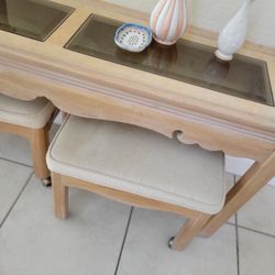 Decorative Table With 2 Roller Chairs
