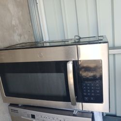 GE Profile Microwave