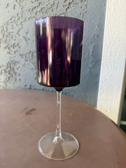Set of 17 plastic Purple Amethyst Stemmed Wine Glass