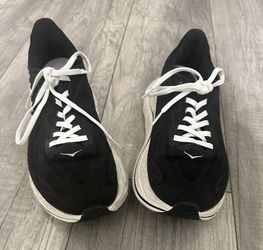 Women’s Hoka Clifton 10 Shoes