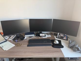 3 MSI Monitors Set 100HZ