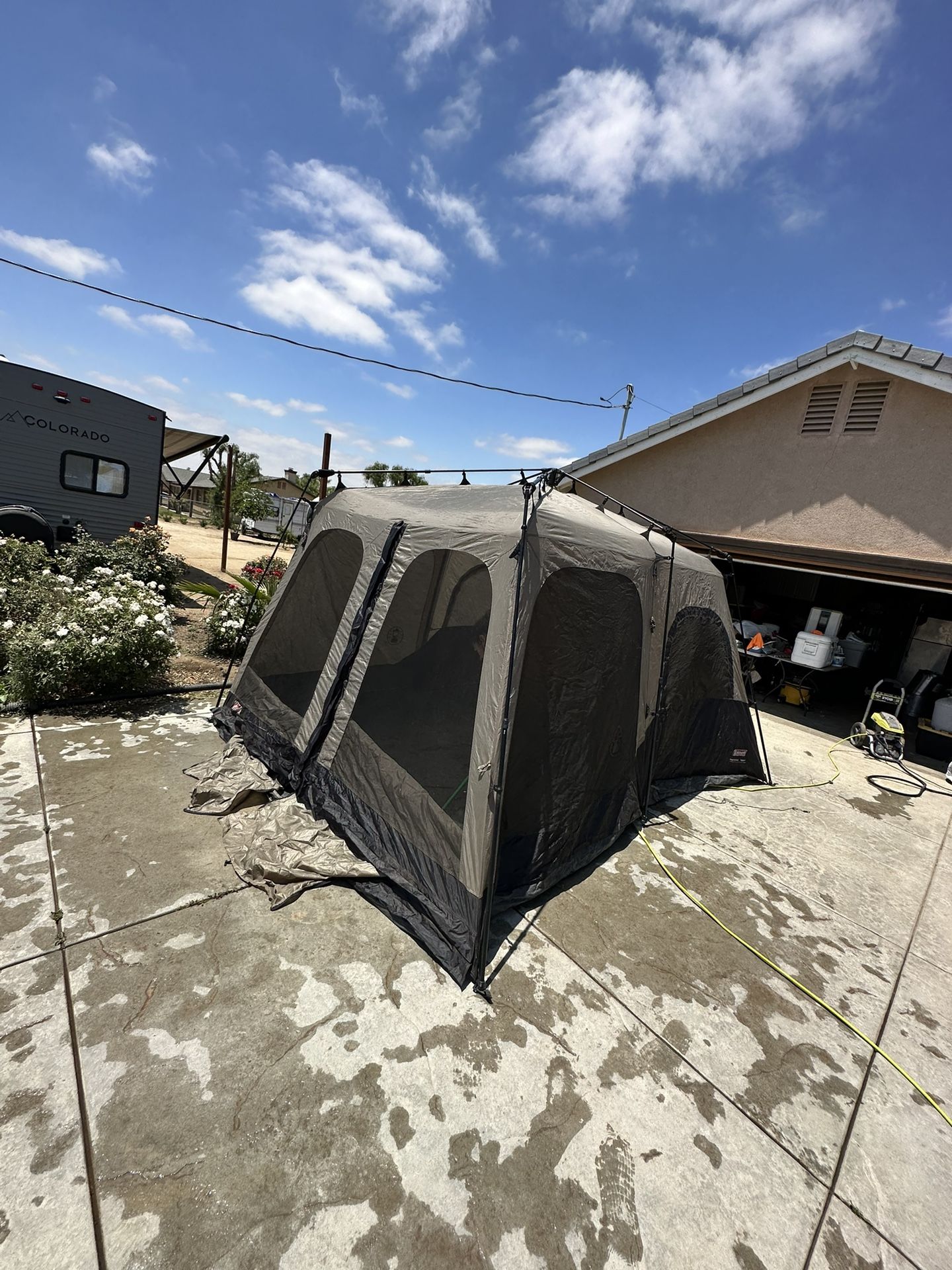 Coleman Instant Tent 14X10 (8 People)