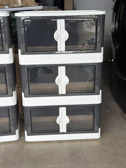 Folding storage containers with lids