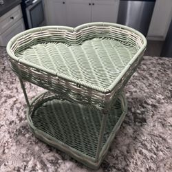 Heart 2 Tier Wicker 