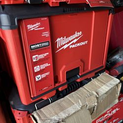 Milwaukee Packout Cabinet