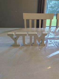 Yum Sign