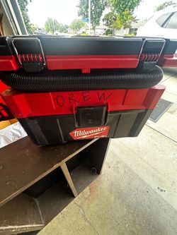 Milwaukee vacuum pack out wet/dry