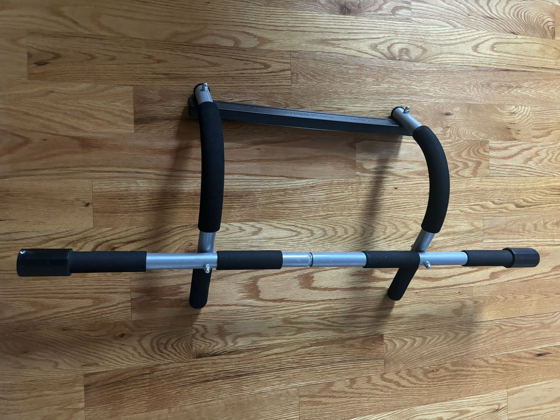 Pull Up Bar Used