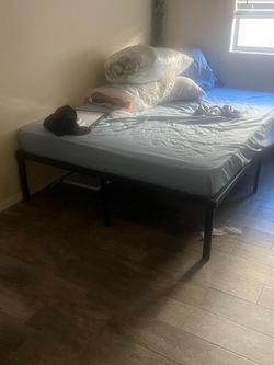 Full Size bed