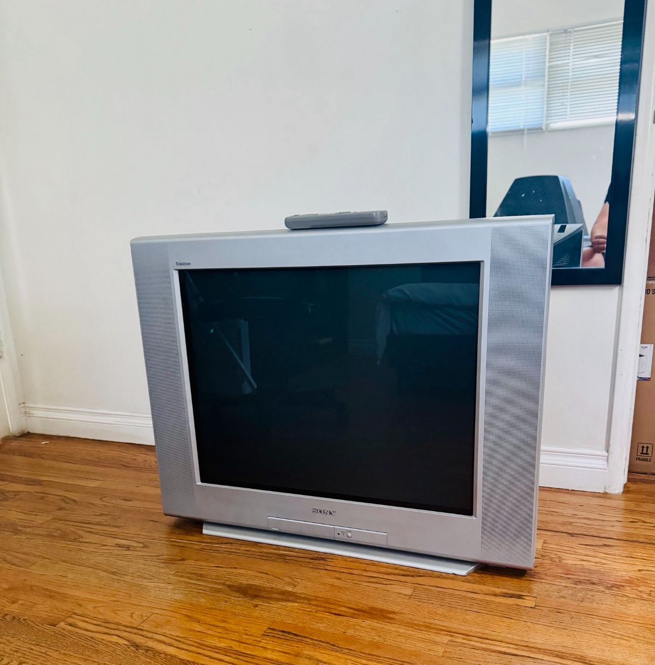 32” Sony CRT Trinitron