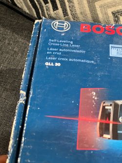 Bosch GLL 30 Self-Leveling Cross-Line Laser