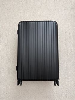 Large Hard Shell Luggage *Black