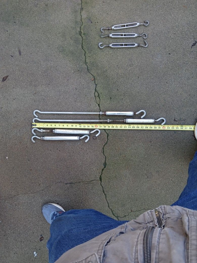 Turnbuckle Set.