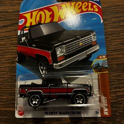 Hot Wheels '75 Chevy Blazer Custom - Mainline (2025) 115/250