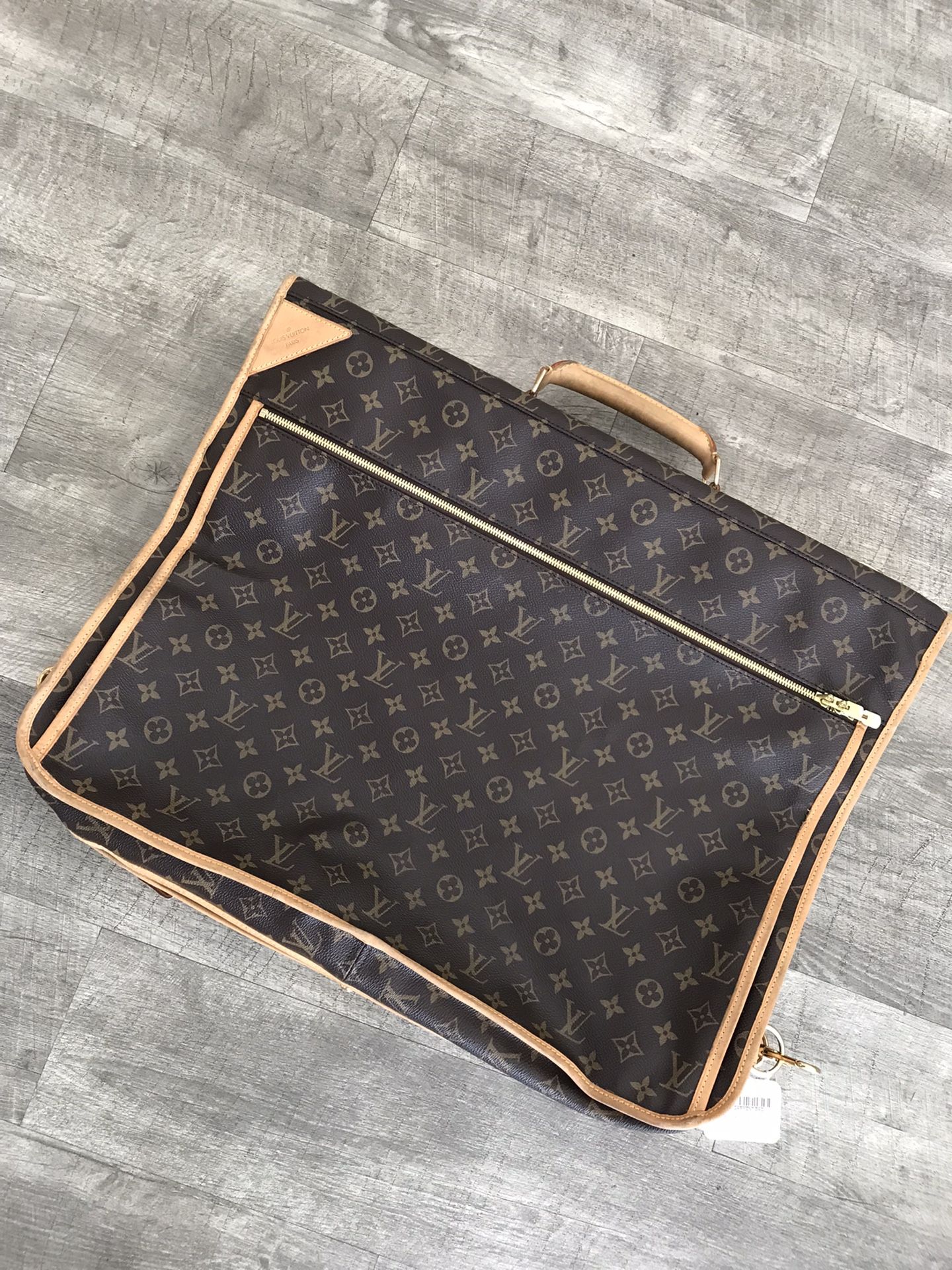 Louis Vuitton Garment Bag