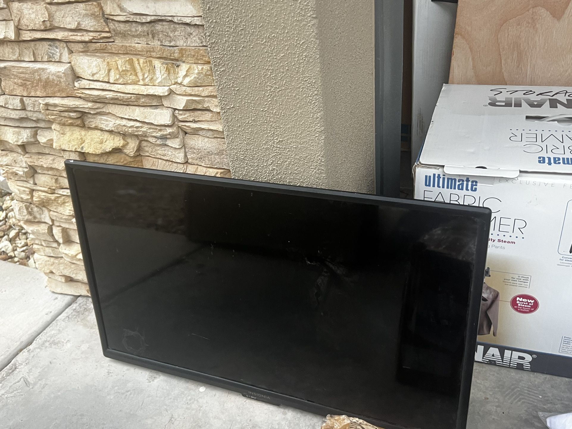 Tv $10 Been Sitting In My Garage For Like 2 Years