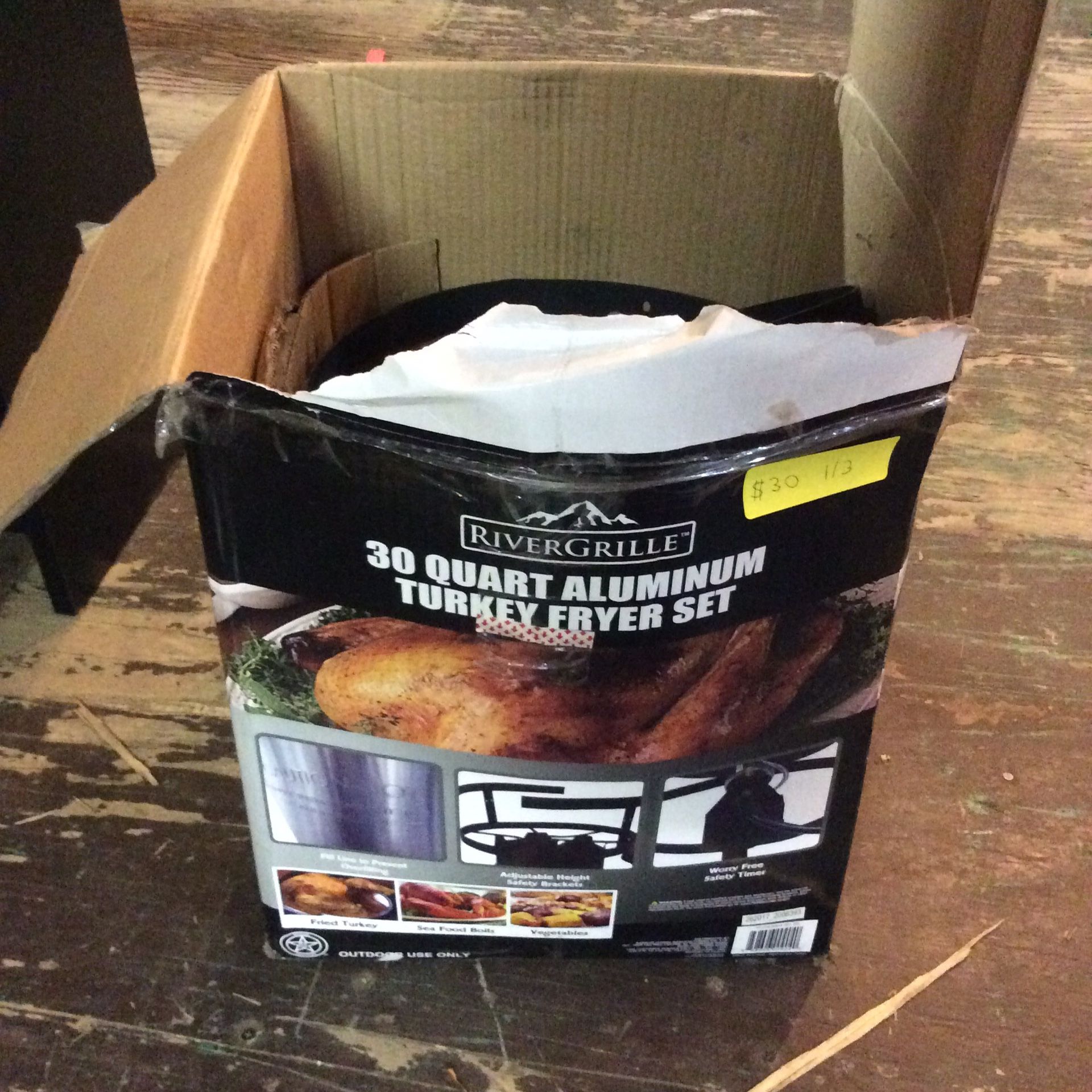 30 Quart Turkey Fryer Base for Sale in Mendon, MA OfferUp