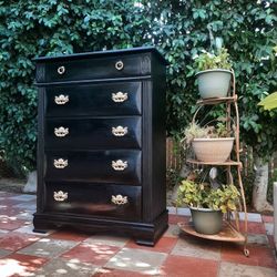 Black 5 drawer dresser