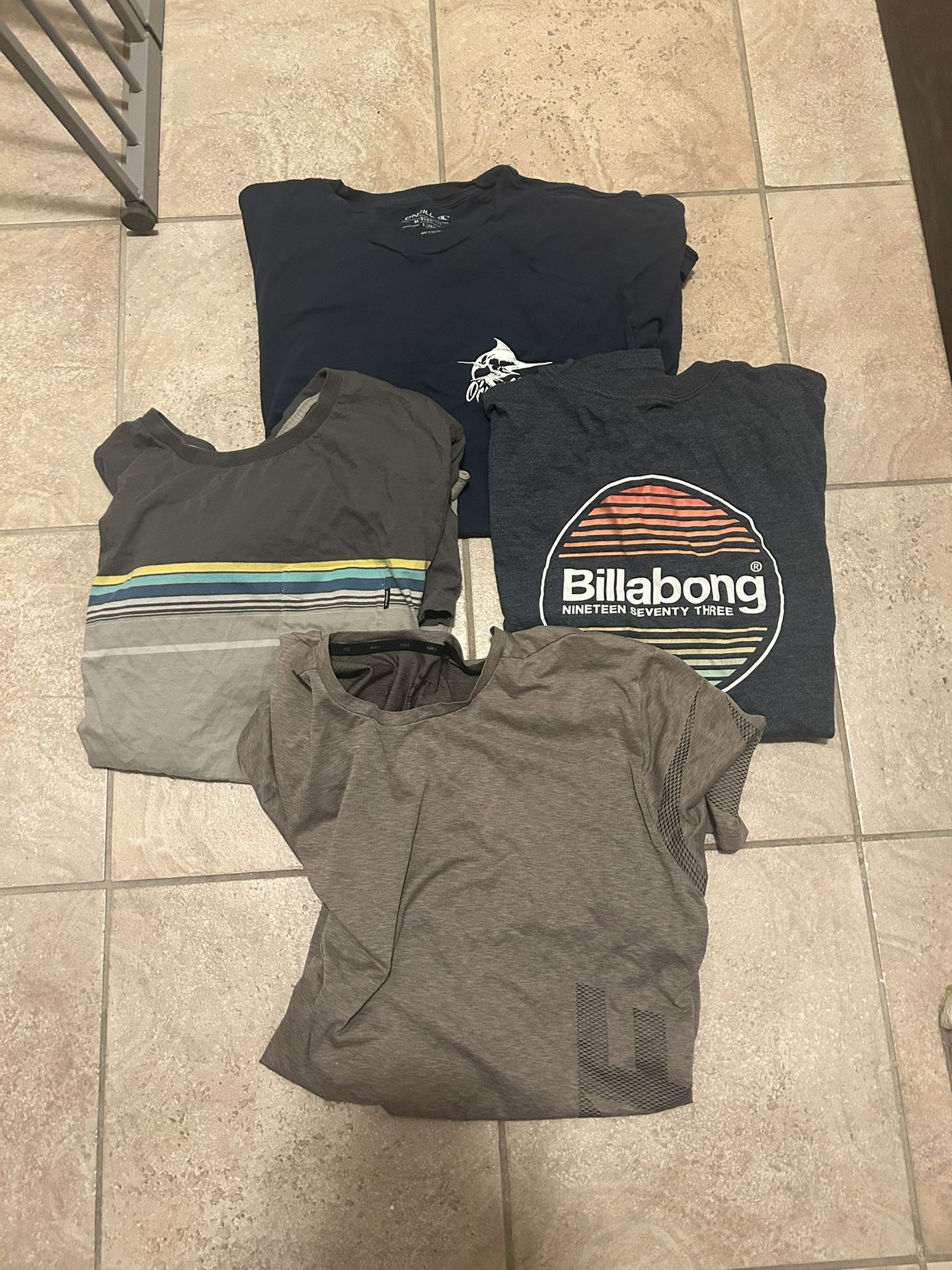 Men’s Name, Brand Shirts XL